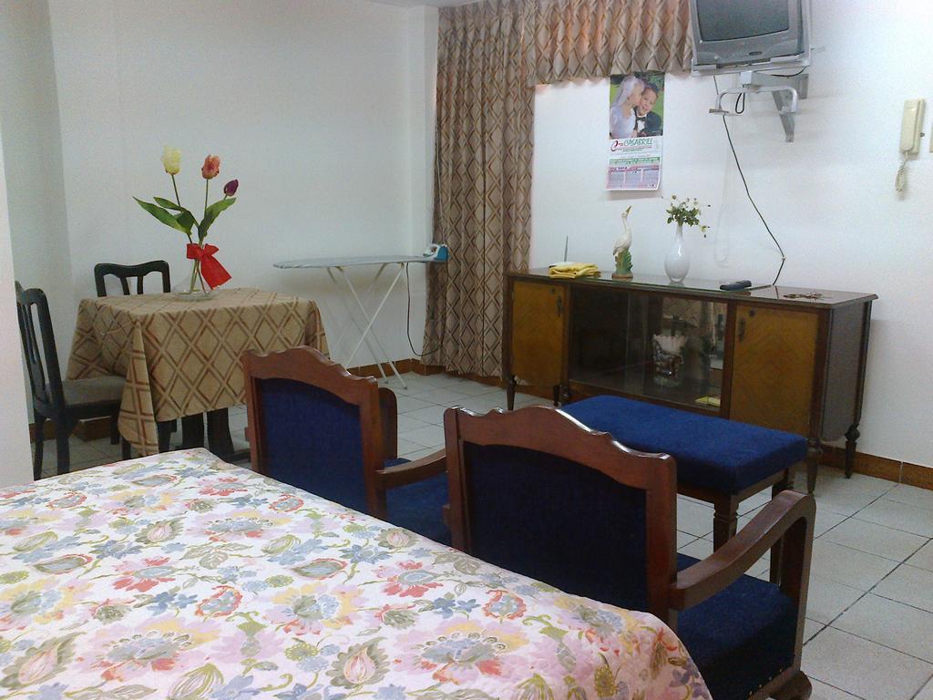 Strenua Santa Maria Suites Trujillo Værelse billede