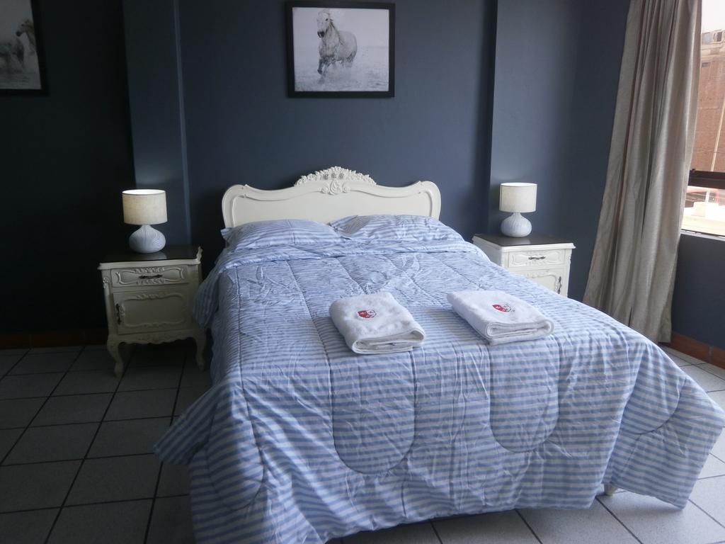 Strenua Santa Maria Suites Trujillo Eksteriør billede