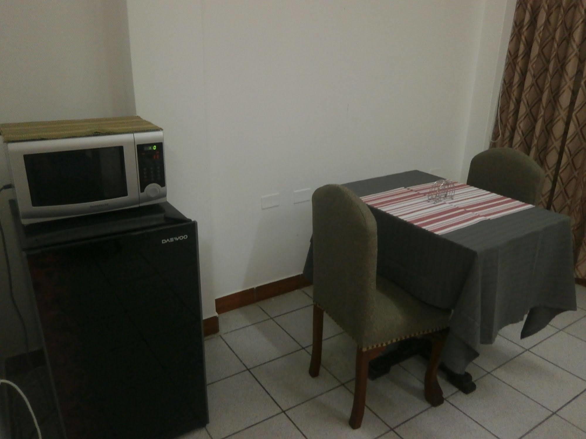 Strenua Santa Maria Suites Trujillo Eksteriør billede